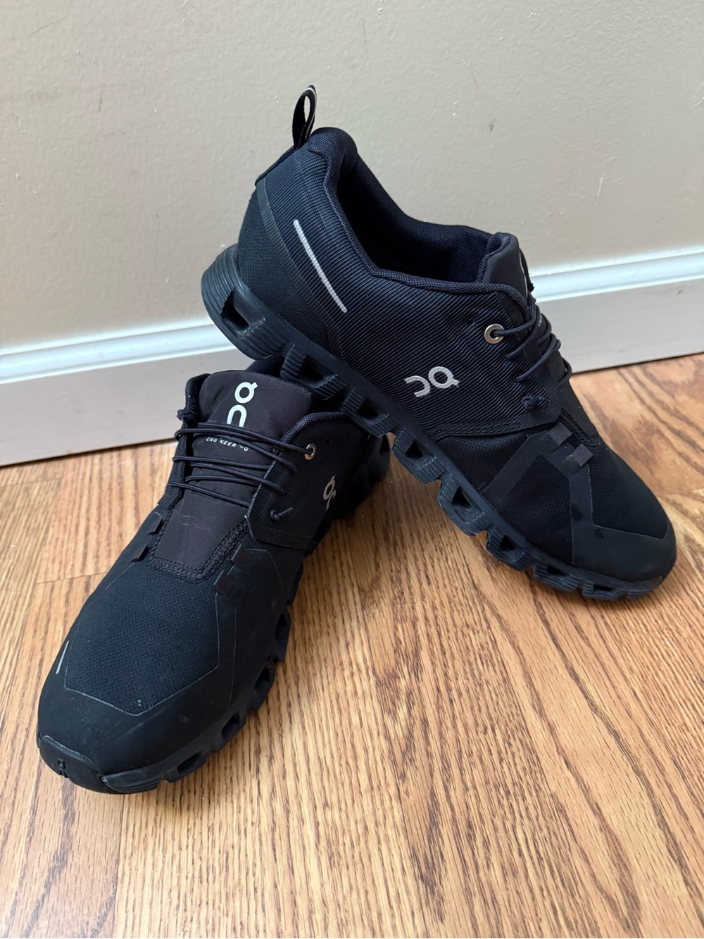 On Cloud 5 Waterproof 59.98842 Running Shoes Sneakers Black Men's Size 10